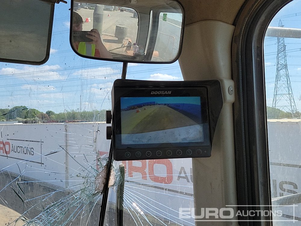 Chargeuse sur pneus 2014 Doosan DL300: photos 36