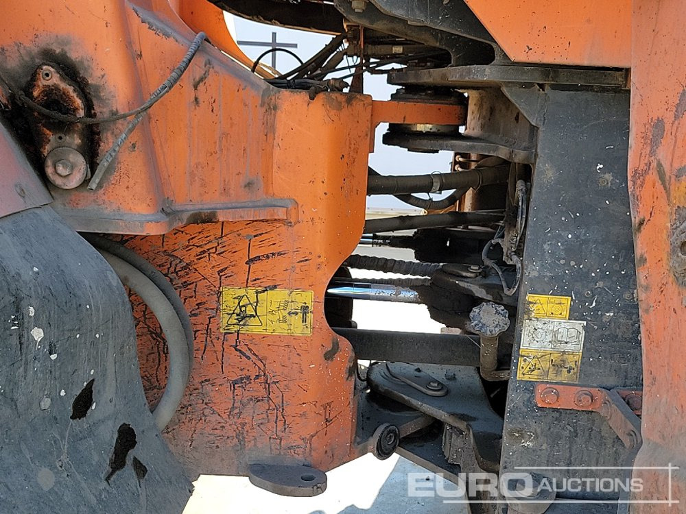 Chargeuse sur pneus 2014 Doosan DL300: photos 20