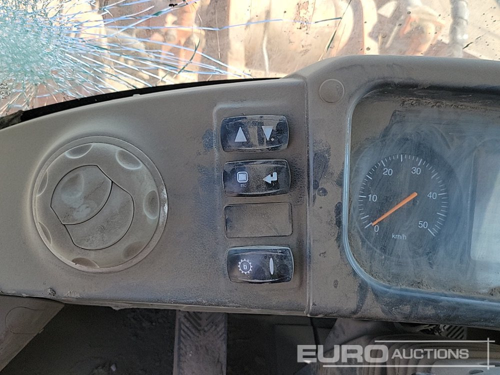 Chargeuse sur pneus 2014 Doosan DL300: photos 41
