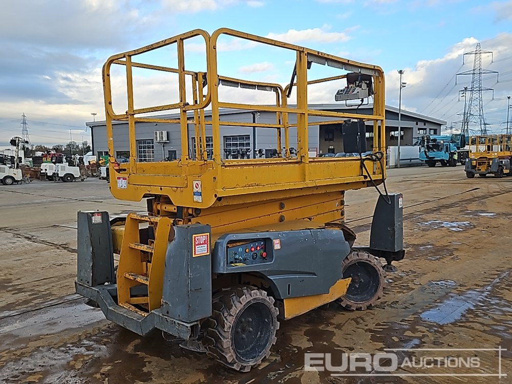 2014 Haulotte Compact 12 DX - Nacelle ciseaux: photos 5 2014 Haulotte Compact 12 DX - Nacelle ciseaux: photos 5