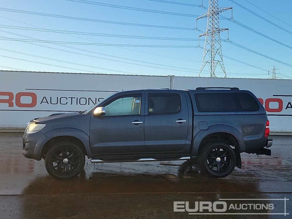 2014 Toyota Hilux - Pick-up: photos 2 2014 Toyota Hilux - Pick-up: photos 2