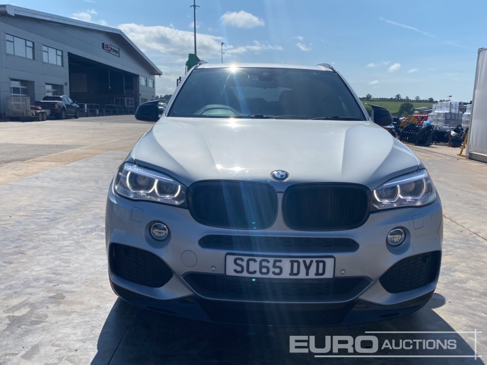 SUV 2015 BMW X5: photos 35