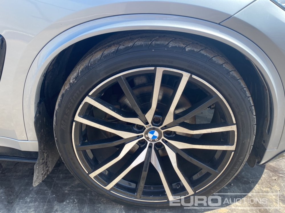 SUV 2015 BMW X5: photos 8