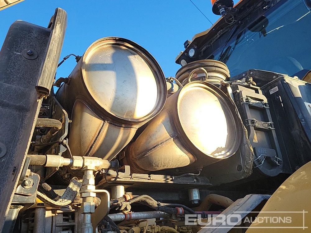 Chargeuse sur pneus 2015 CAT 972M: photos 35 Chargeuse sur pneus 2015 CAT 972M: photos 35