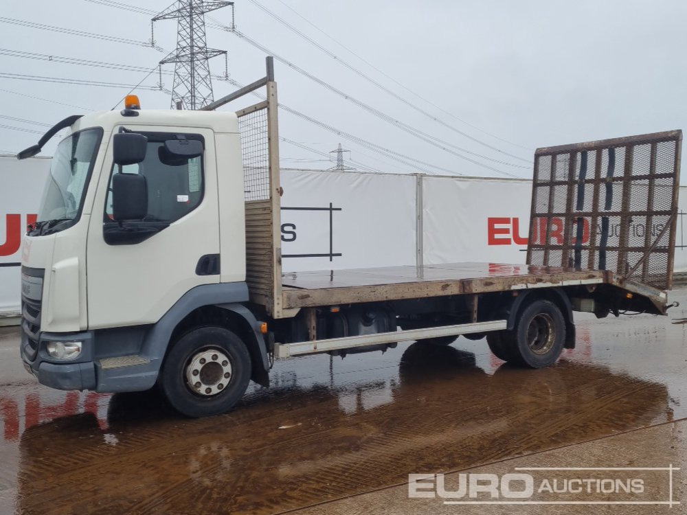 2015 DAF LF210 - Camion plateau: photos 1 2015 DAF LF210 - Camion plateau: photos 1