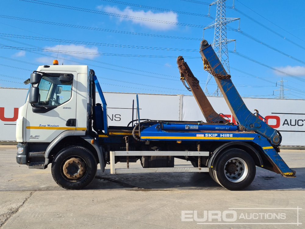 2015 DAF LF220 - Camion multibenne: photos 2 2015 DAF LF220 - Camion multibenne: photos 2