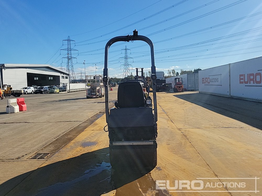 2015 Dynapac CC800 - Compacteur: photos 4 2015 Dynapac CC800 - Compacteur: photos 4