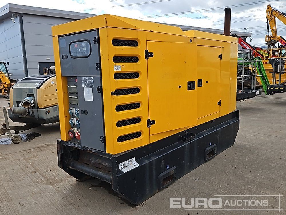 2015 SDMO R165C3 - Groupe électrogène: photos 1 2015 SDMO R165C3 - Groupe électrogène: photos 1