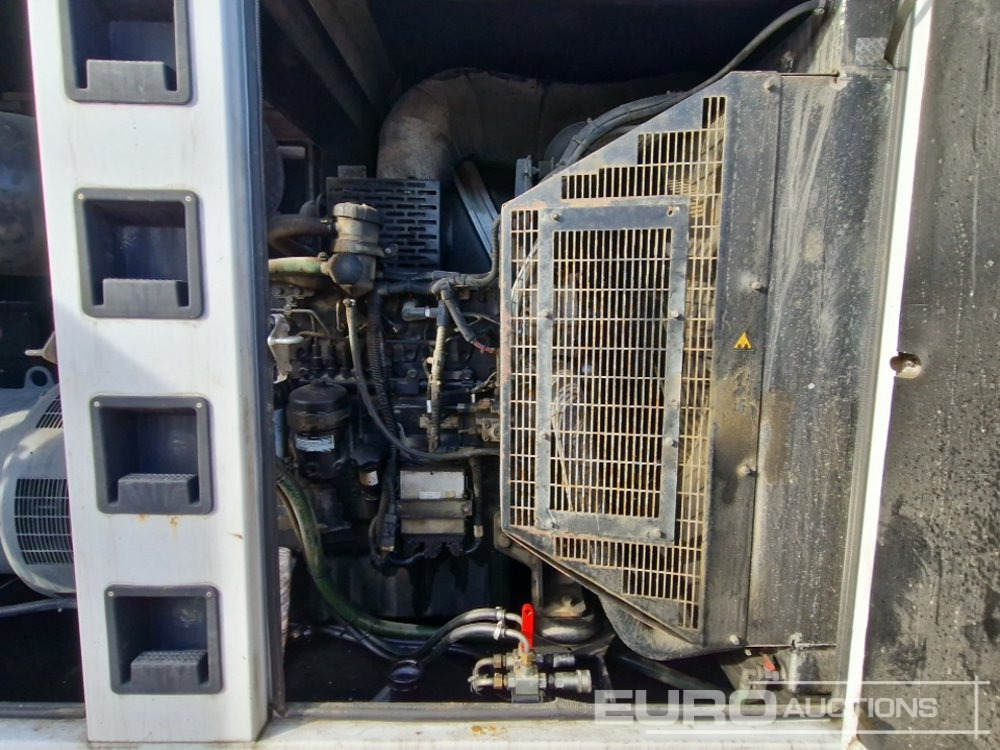 Groupe électrogène 2015 SDMO R330C3: photos 12