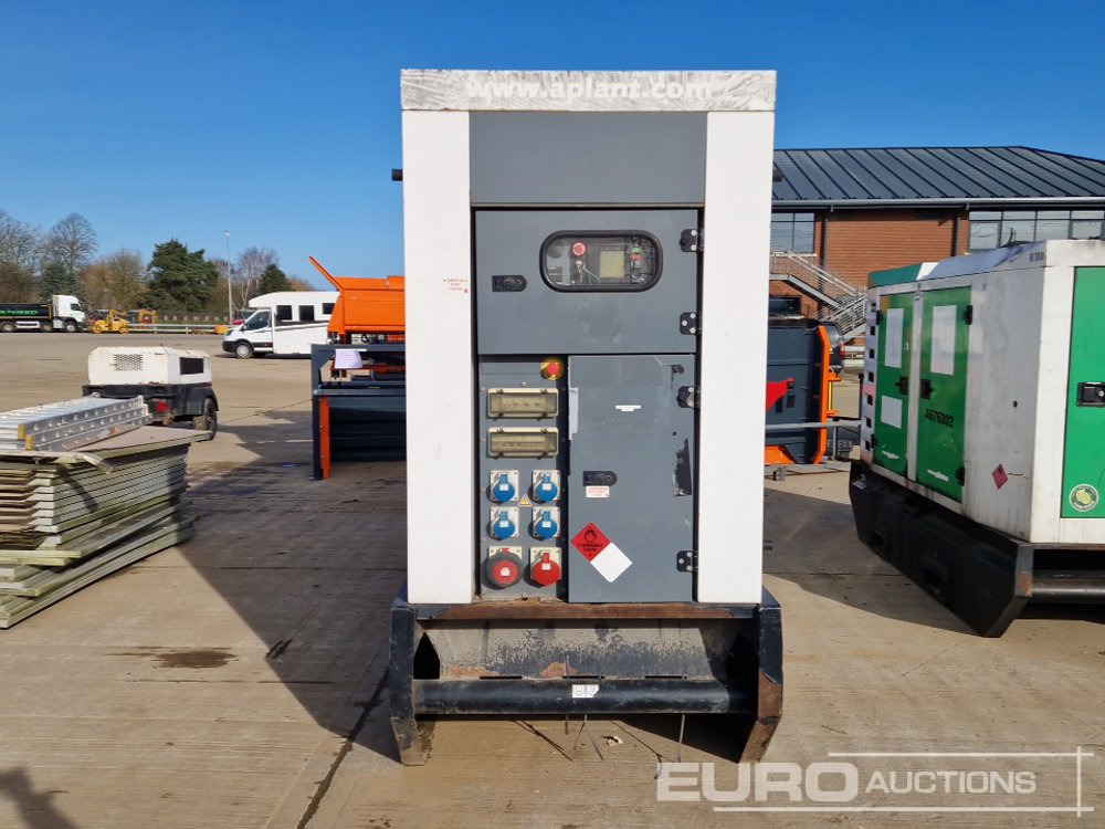 Groupe électrogène 2015 SDMO R330C3: photos 8