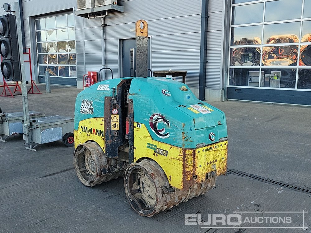 2016 Ammann RAMMAX 1575 - Travaux routiers: photos 3 2016 Ammann RAMMAX 1575 - Travaux routiers: photos 3