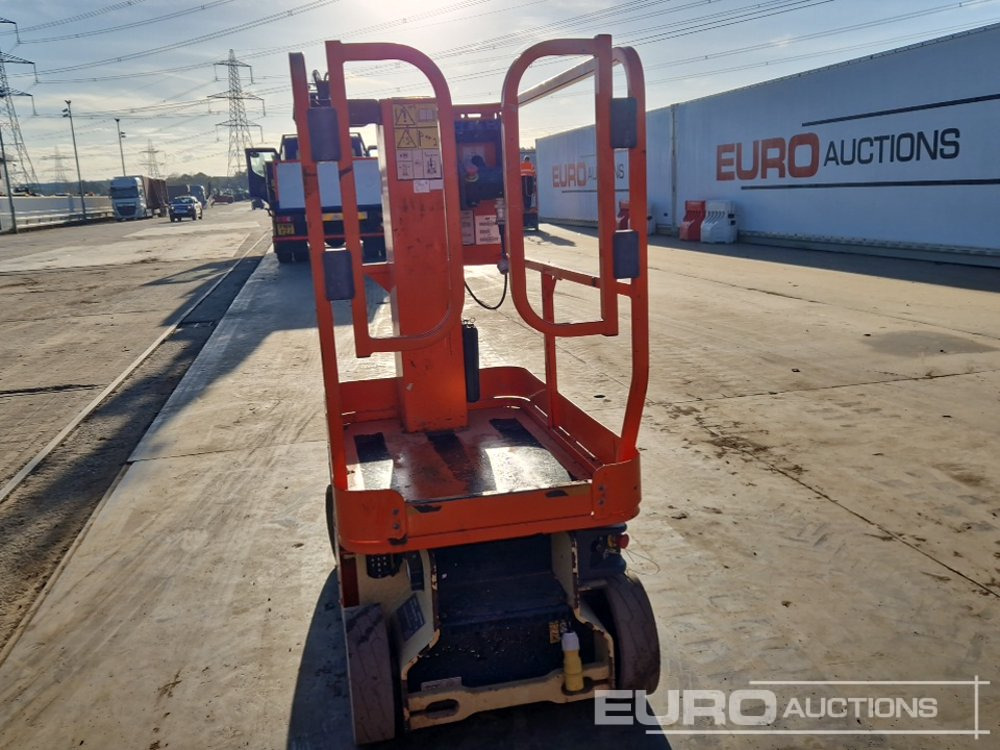 2016 JLG 1230ES - Nacelle: photos 4 2016 JLG 1230ES - Nacelle: photos 4