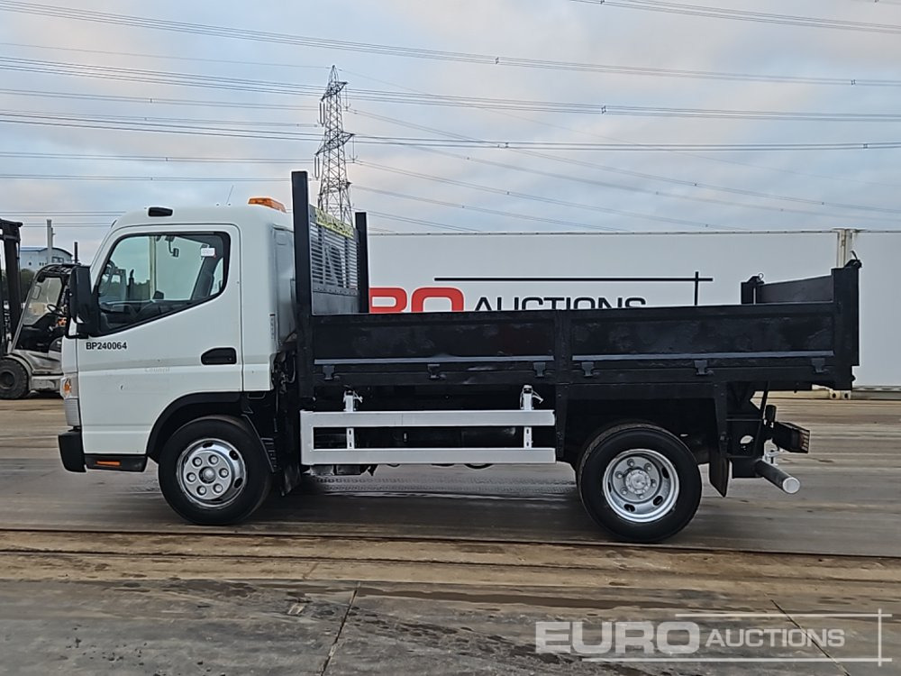 2016 Mitsubishi Fuso 7C15 - Camion benne: photos 2 2016 Mitsubishi Fuso 7C15 - Camion benne: photos 2