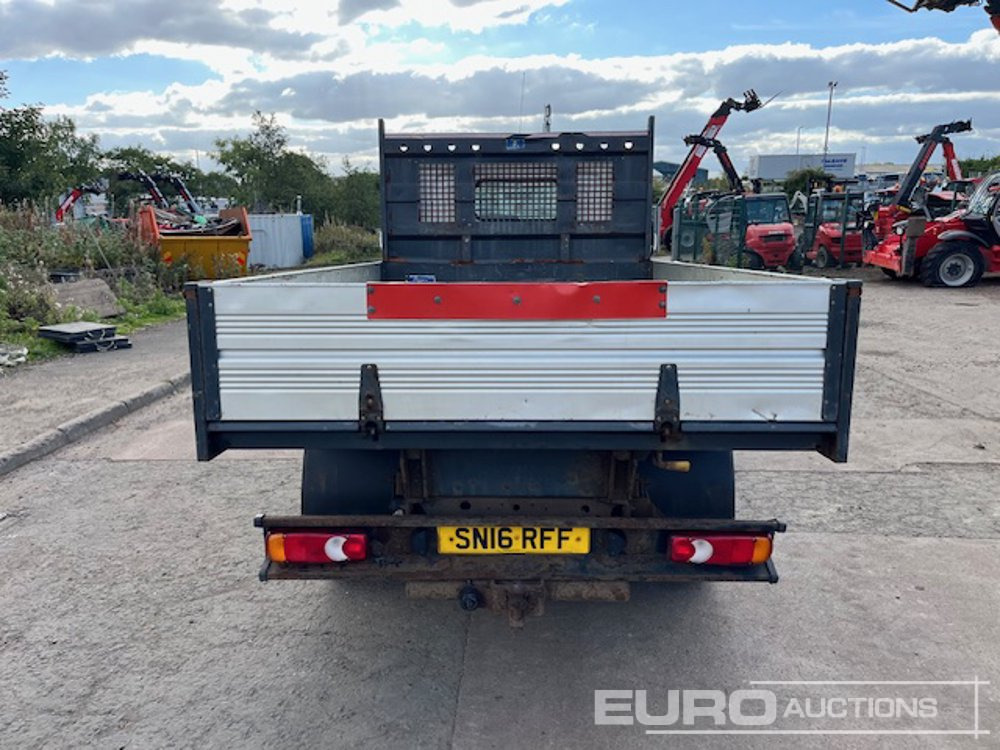 2016 Nissan Cabster NT400 - Utilitaire benne: photos 4 2016 Nissan Cabster NT400 - Utilitaire benne: photos 4