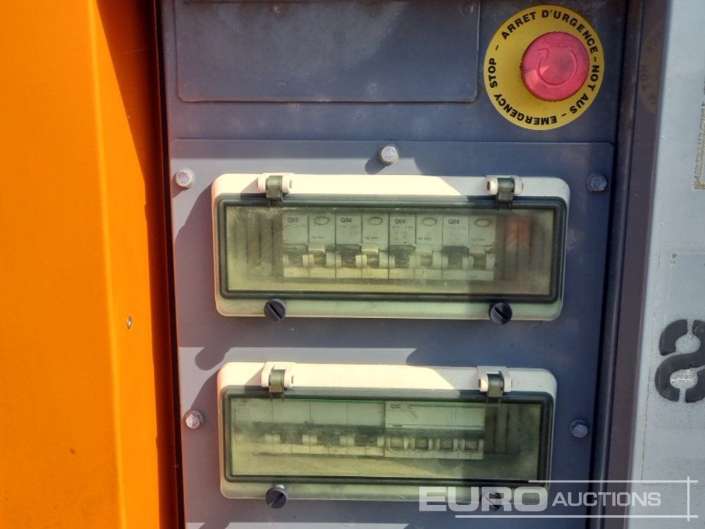 Groupe électrogène 2016 SDMO R110C3: photos 22