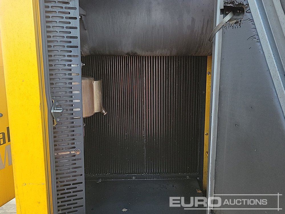 Groupe électrogène 2016 SDMO R220C3: photos 18