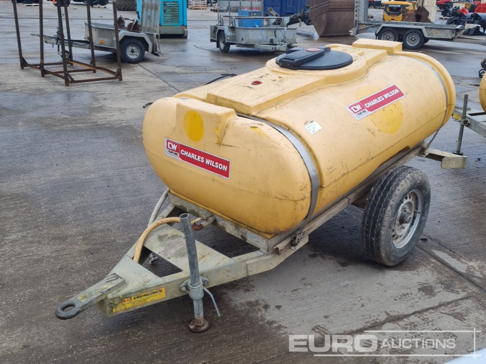 2016 Trailer Engineering Single Axle Plastic Dust Suppression Unit - Cuve de stockage: photos 1 2016 Trailer Engineering Single Axle Plastic Dust Suppression Unit - Cuve de stockage: photos 1