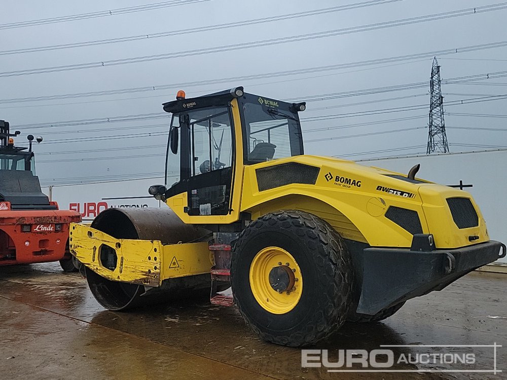 2017 Bomag BW213D-5 - Compacteur: photos 3 2017 Bomag BW213D-5 - Compacteur: photos 3