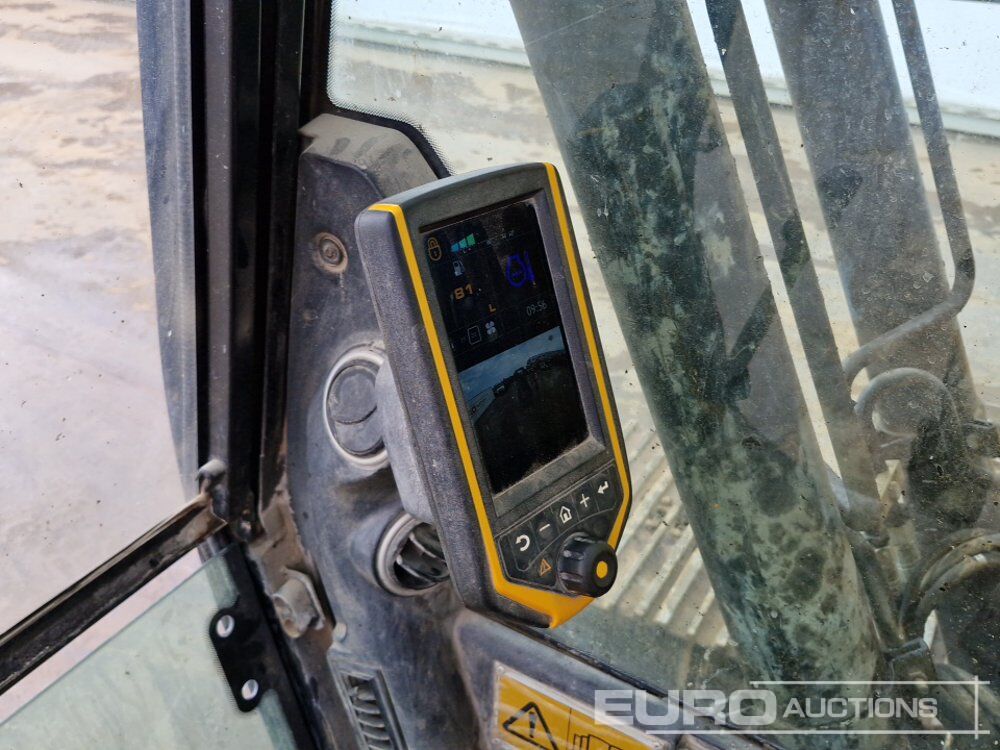 Pelle sur chenille 2017 JCB JS131LC: photos 40 Pelle sur chenille 2017 JCB JS131LC: photos 40
