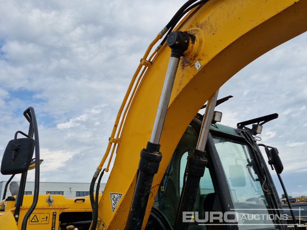 Pelle sur chenille 2017 JCB JS131LC: photos 22 Pelle sur chenille 2017 JCB JS131LC: photos 22