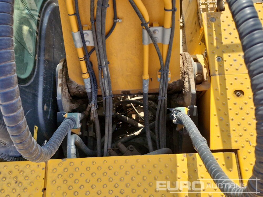 Pelle sur chenille 2017 JCB JS220LC 4F: photos 32 Pelle sur chenille 2017 JCB JS220LC 4F: photos 32