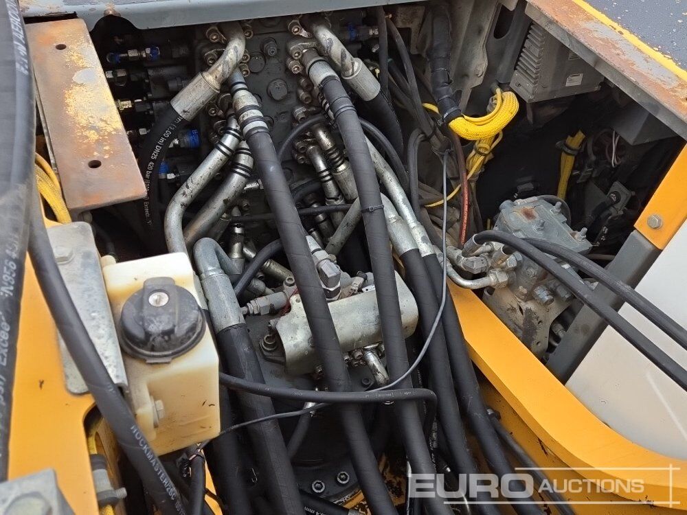 Pelle 2017 Liebherr R922LC: photos 28 Pelle 2017 Liebherr R922LC: photos 28