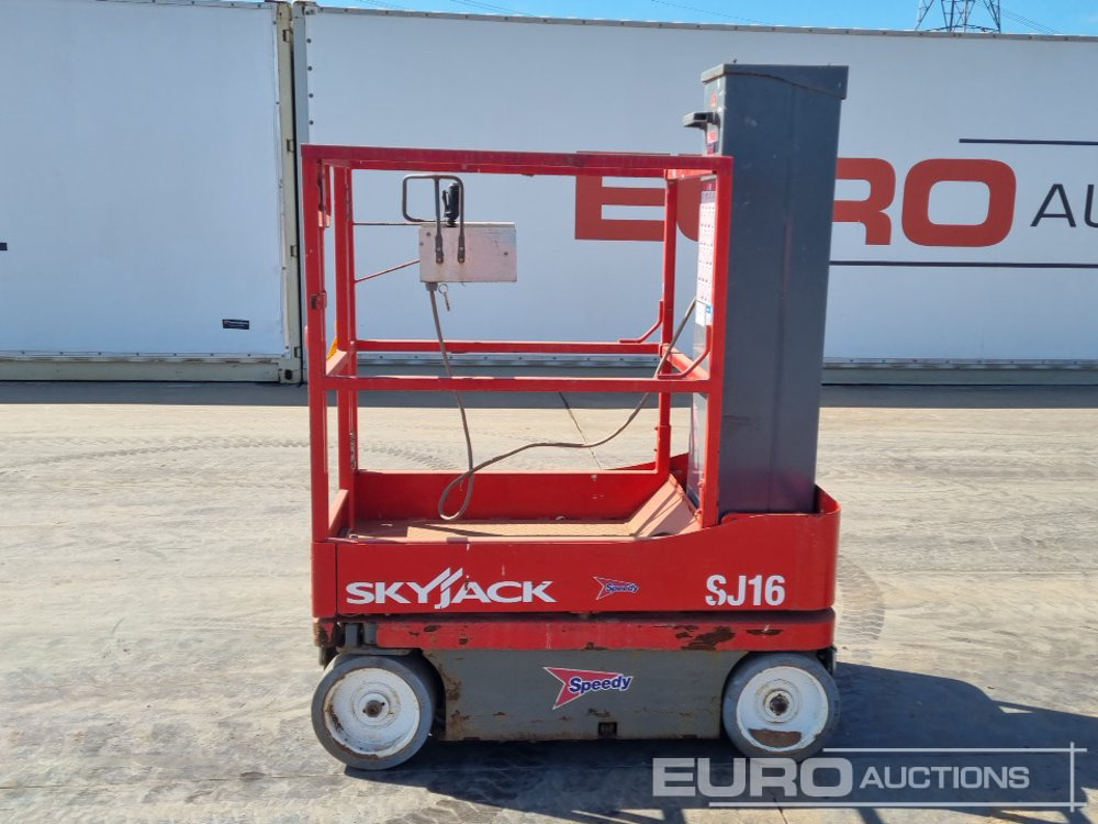 2017 SkyJack SJ16 - Nacelle: photos 2 2017 SkyJack SJ16 - Nacelle: photos 2