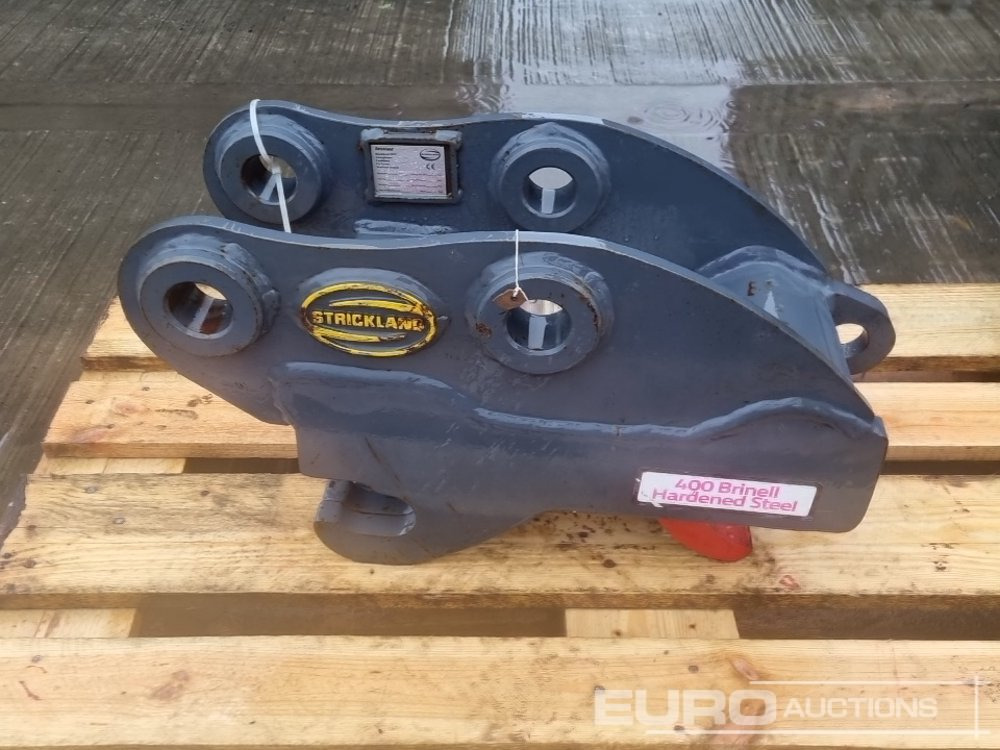 2017 Strickland Hydraulic Double Lock QH 45mm Pin to suit 4-6 Ton Excavator - Attache rapide: photos 2 2017 Strickland Hydraulic Double Lock QH 45mm Pin to suit 4-6 Ton Excavator - Attache rapide: photos 2