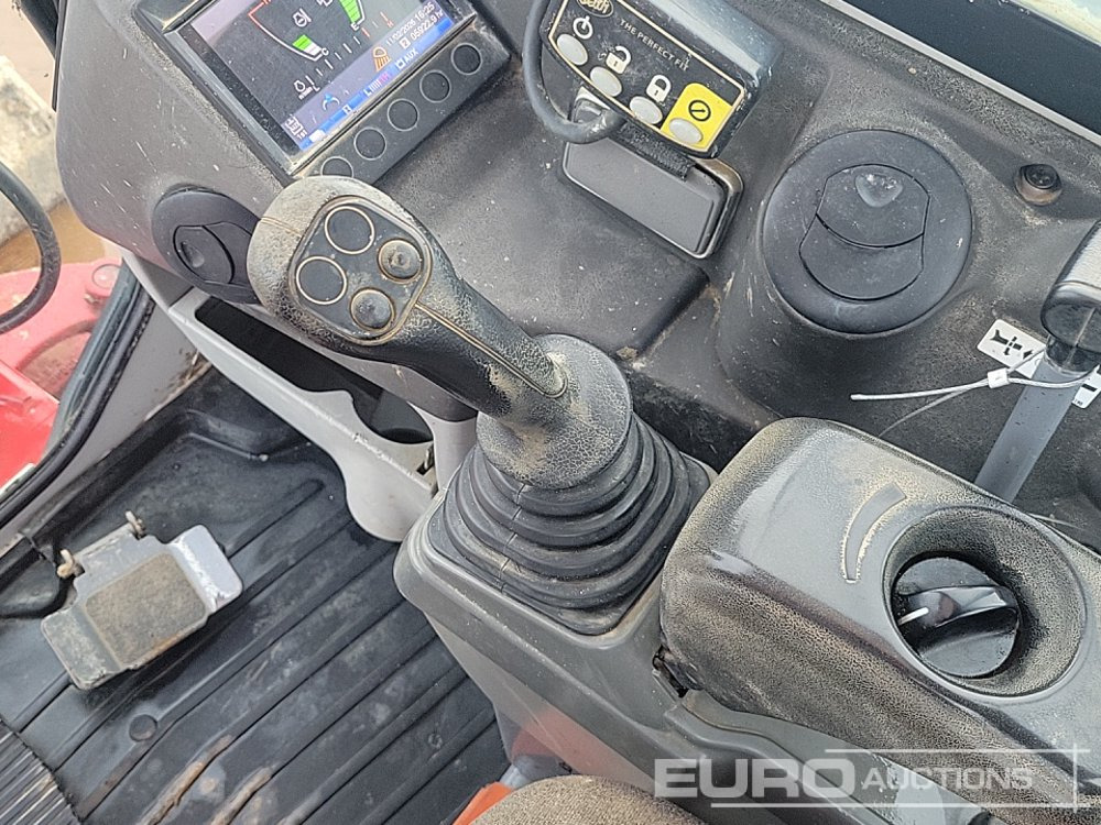 Mini pelle 2017 Takeuchi TB230: photos 42