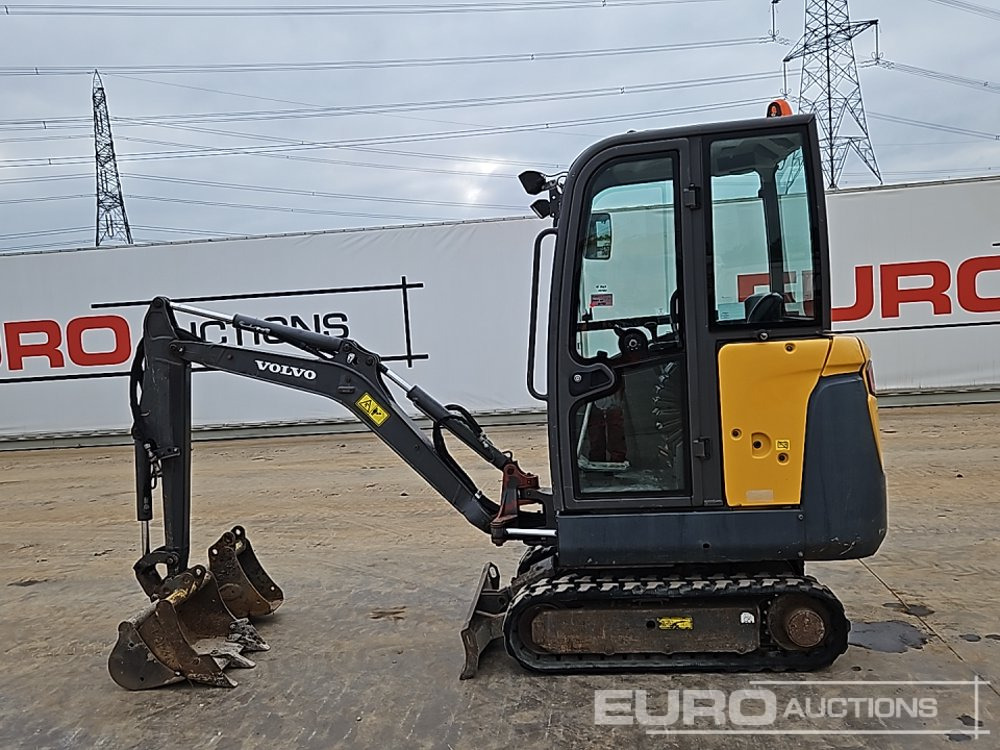 2017 Volvo EC15D - Mini pelle: photos 2 2017 Volvo EC15D - Mini pelle: photos 2