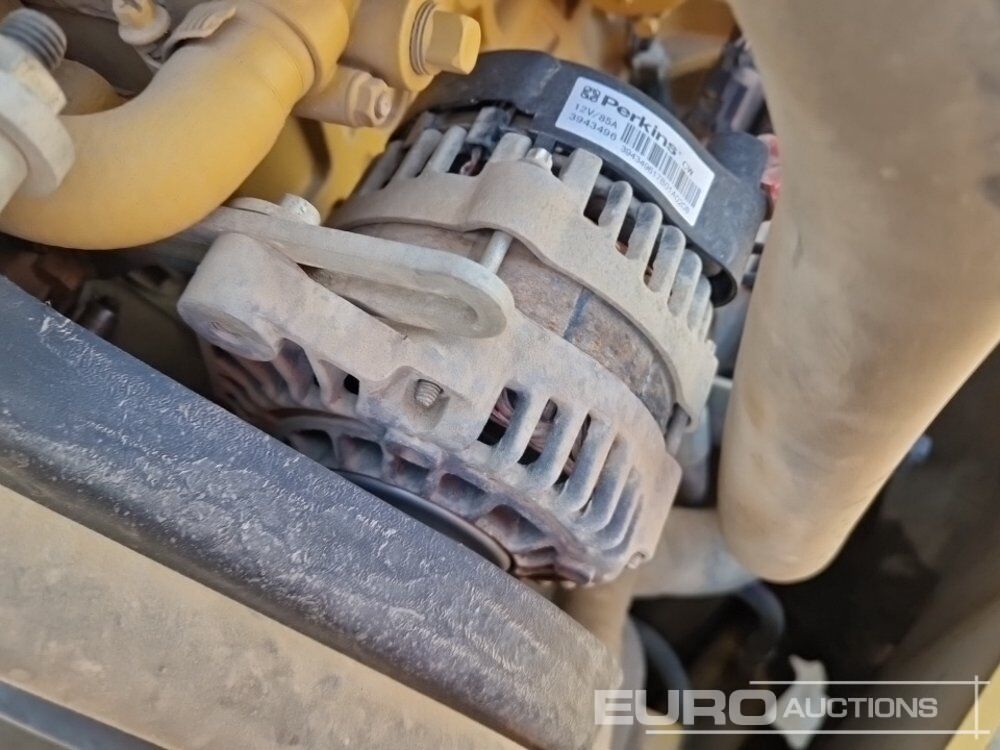 Compacteur 2018 CAT CB34: photos 20 Compacteur 2018 CAT CB34: photos 20