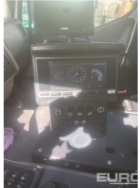 Balayeuse de voirie 2018 DAF LF230 FA: photos 7
