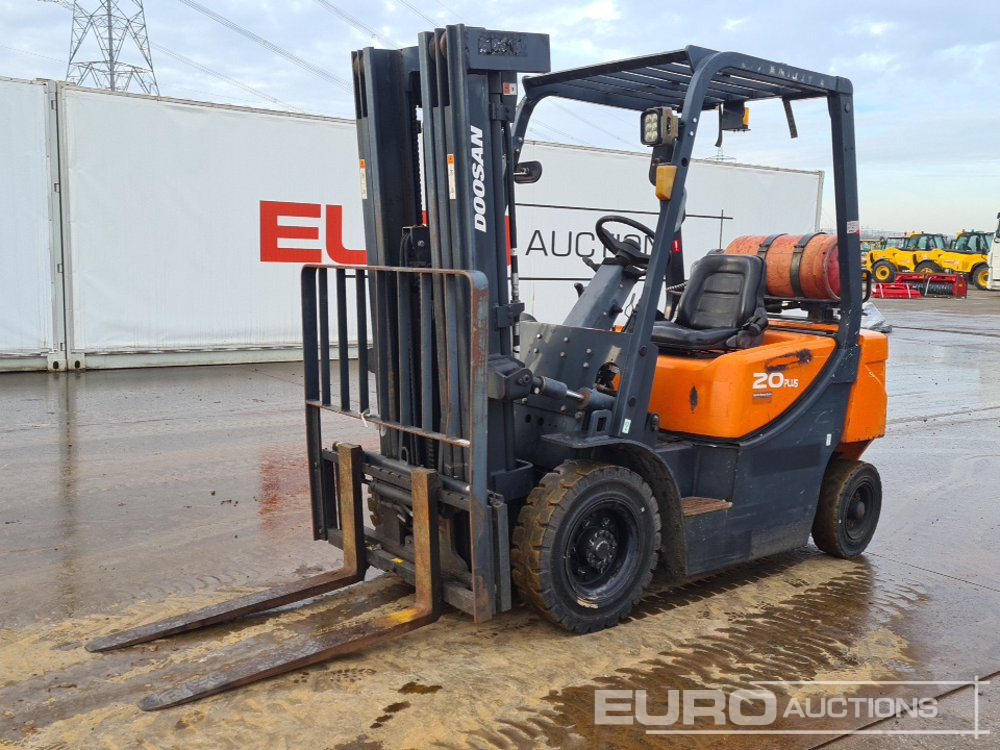 2018 Doosan G20GP - Chariot élévateur: photos 1 2018 Doosan G20GP - Chariot élévateur: photos 1