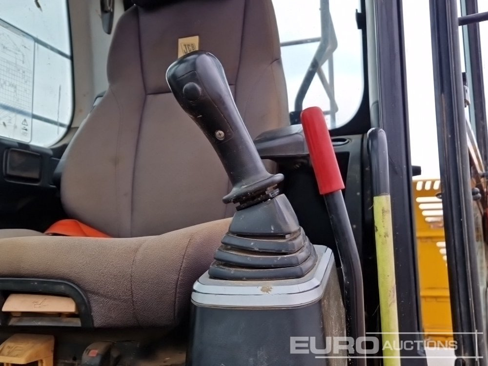 Pelle sur chenille 2018 JCB JS131LC: photos 39