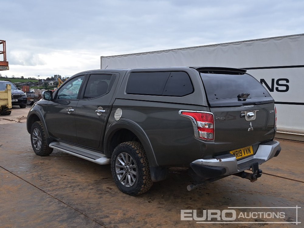 2019 Mitsubishi L200 - Pick-up: photos 3 2019 Mitsubishi L200 - Pick-up: photos 3