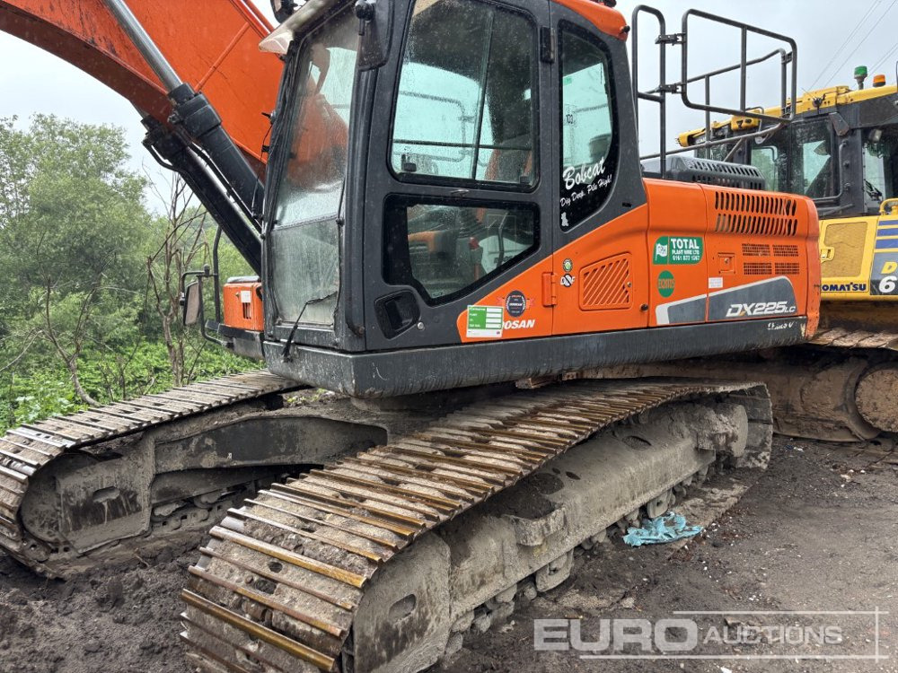 2020 Doosan DX225LC-5 - Pelle sur chenille: photos 1 2020 Doosan DX225LC-5 - Pelle sur chenille: photos 1