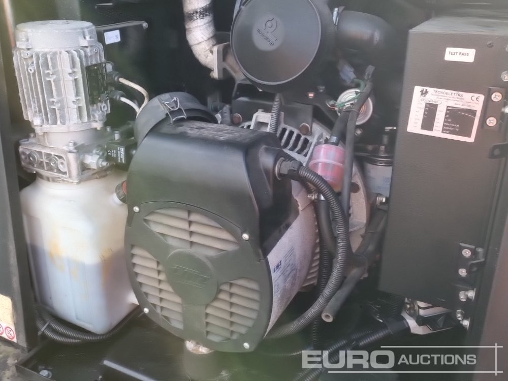 Mat d'éclairage 2020 Generac V20: photos 24