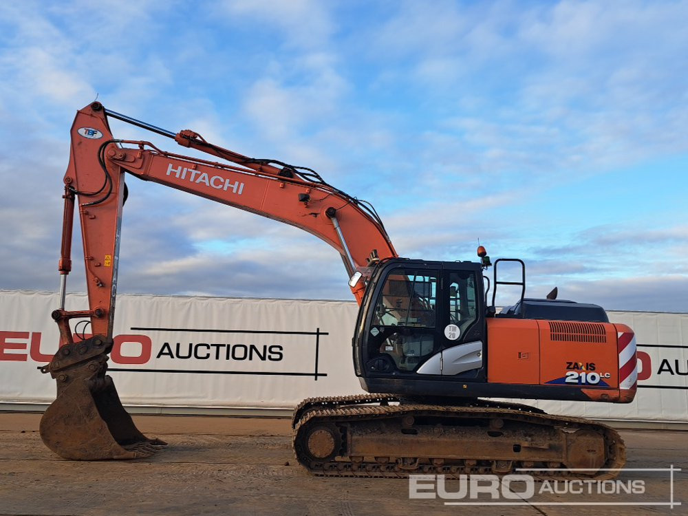 2020 Hitachi ZX210LC-6 - Pelle sur chenille: photos 2 2020 Hitachi ZX210LC-6 - Pelle sur chenille: photos 2