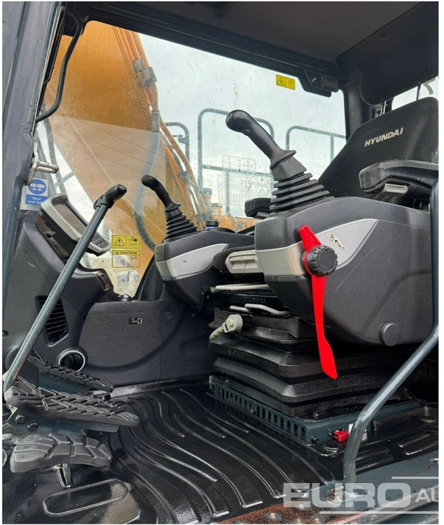 Pelle sur chenille 2020 Hyundai HX140LC: photos 9