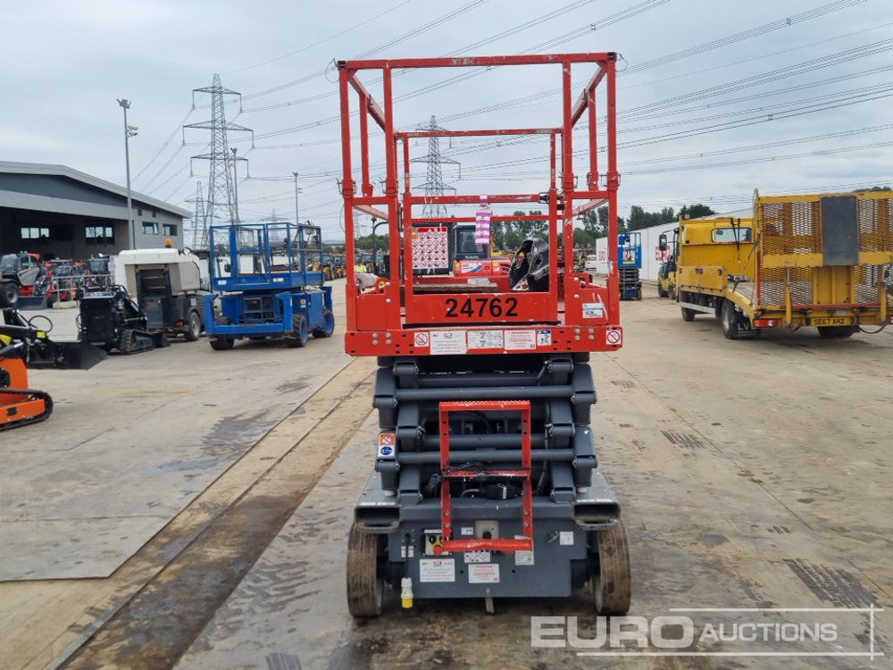 2020 SkyJack SJ4732 - Nacelle: photos 4 2020 SkyJack SJ4732 - Nacelle: photos 4