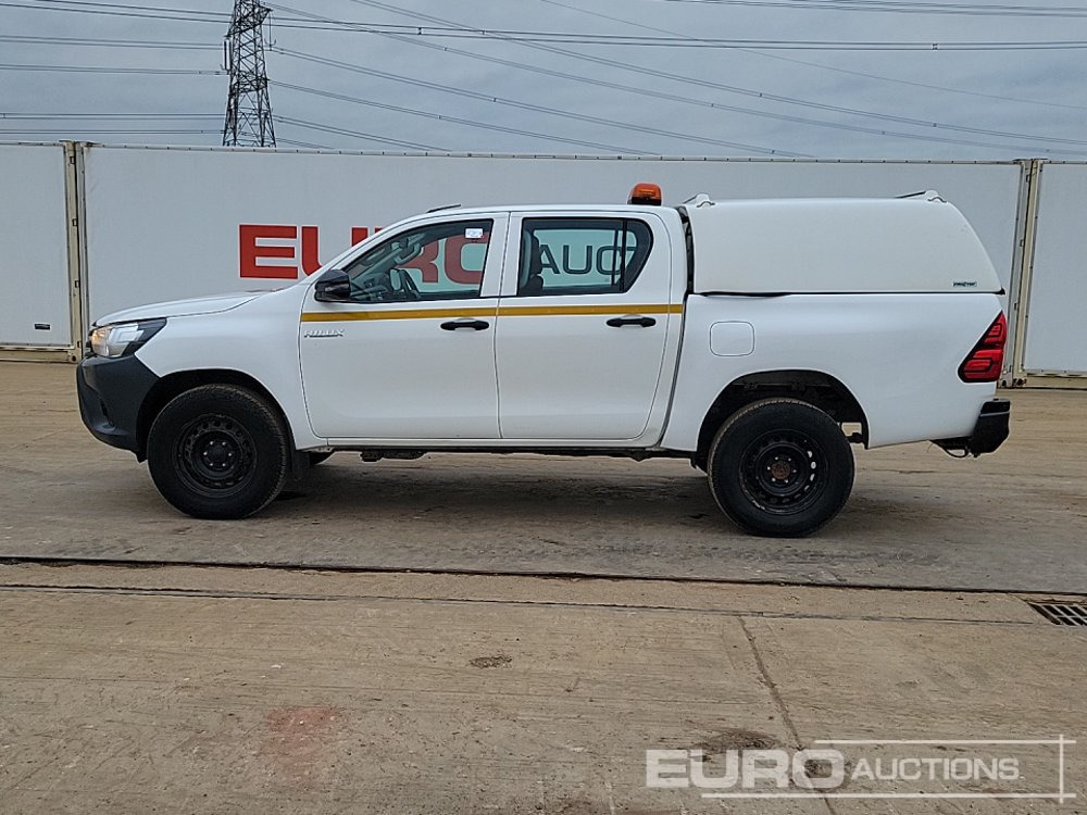 2020 Toyota Hilux Active - Pick-up: photos 2 2020 Toyota Hilux Active - Pick-up: photos 2