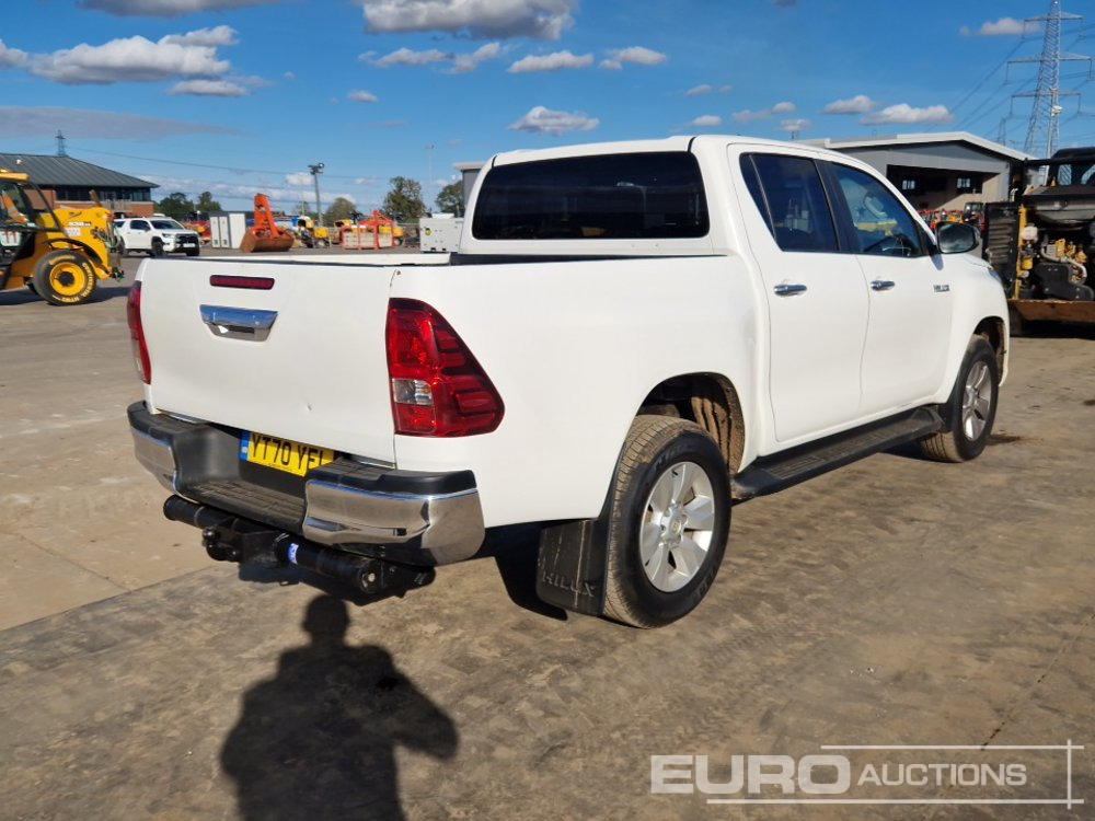 2020 Toyota Hilux Icon - Pick-up: photos 5 2020 Toyota Hilux Icon - Pick-up: photos 5