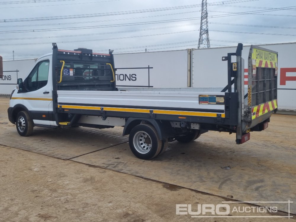 2021 Ford Transit 350 - Utilitaire plateau: photos 3 2021 Ford Transit 350 - Utilitaire plateau: photos 3