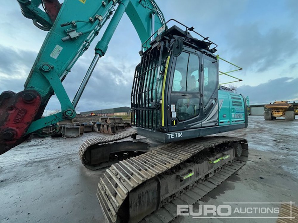 2021 Kobelco SK210LC-11 - Pelle sur chenille: photos 1 2021 Kobelco SK210LC-11 - Pelle sur chenille: photos 1