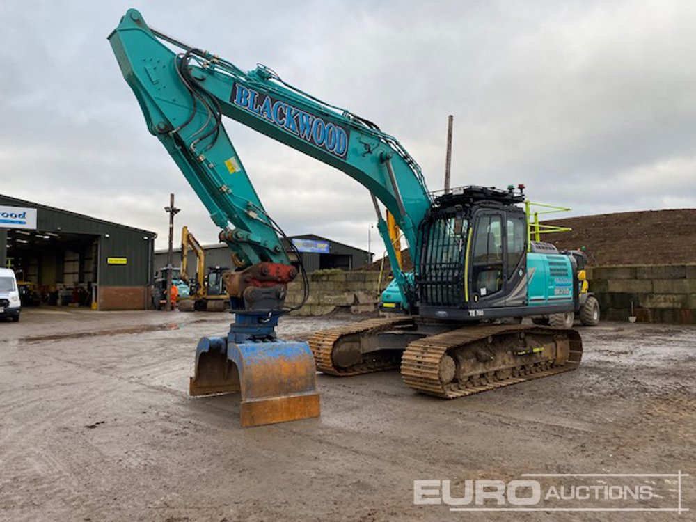 2021 Kobelco SK210LC-11 - Pelle sur chenille: photos 1 2021 Kobelco SK210LC-11 - Pelle sur chenille: photos 1