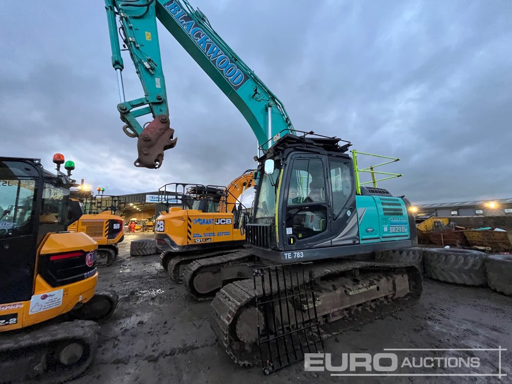 2021 Kobelco SK210LC-11 - Pelle sur chenille: photos 1 2021 Kobelco SK210LC-11 - Pelle sur chenille: photos 1