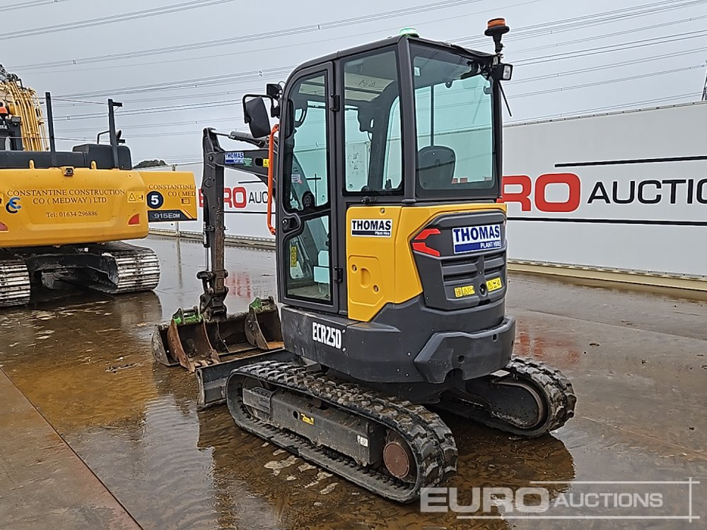 2021 Volvo ECR25D - Mini pelle: photos 4 2021 Volvo ECR25D - Mini pelle: photos 4