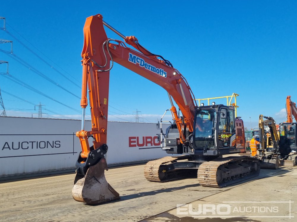 2022 Hitachi ZX225USLC-7 - Pelle sur chenille: photos 1 2022 Hitachi ZX225USLC-7 - Pelle sur chenille: photos 1