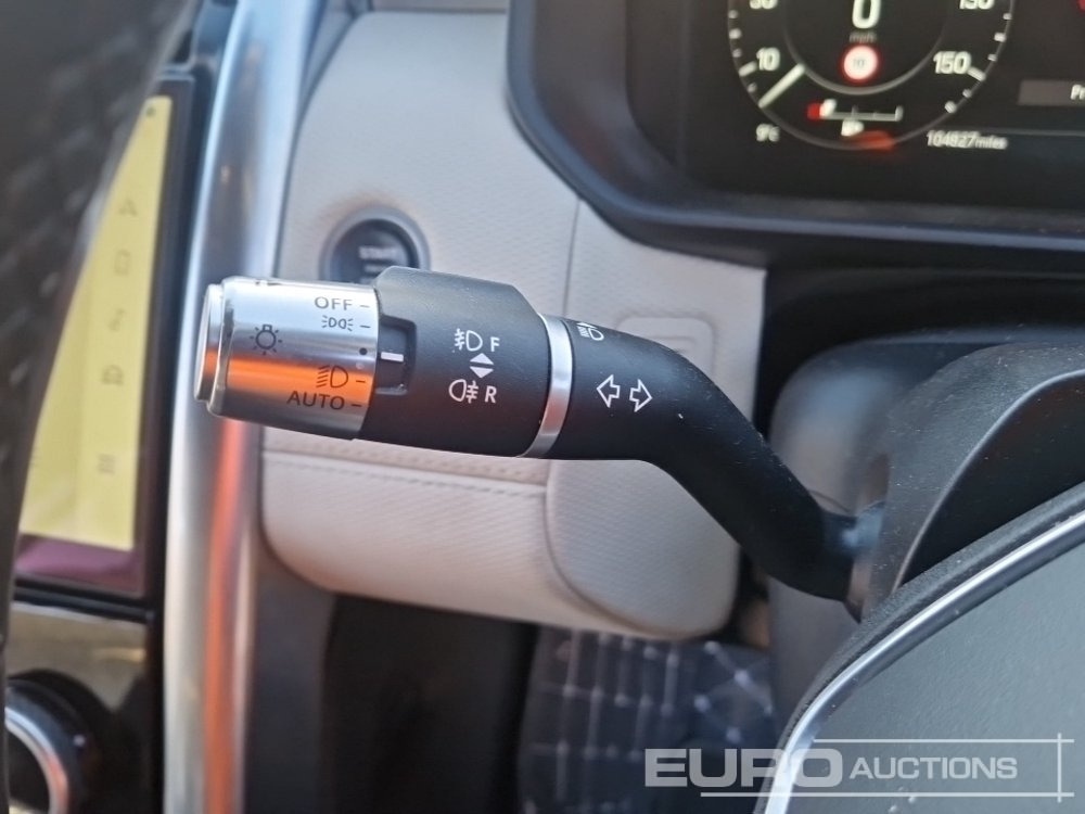 SUV 2022 Land Rover Discovery: photos 39