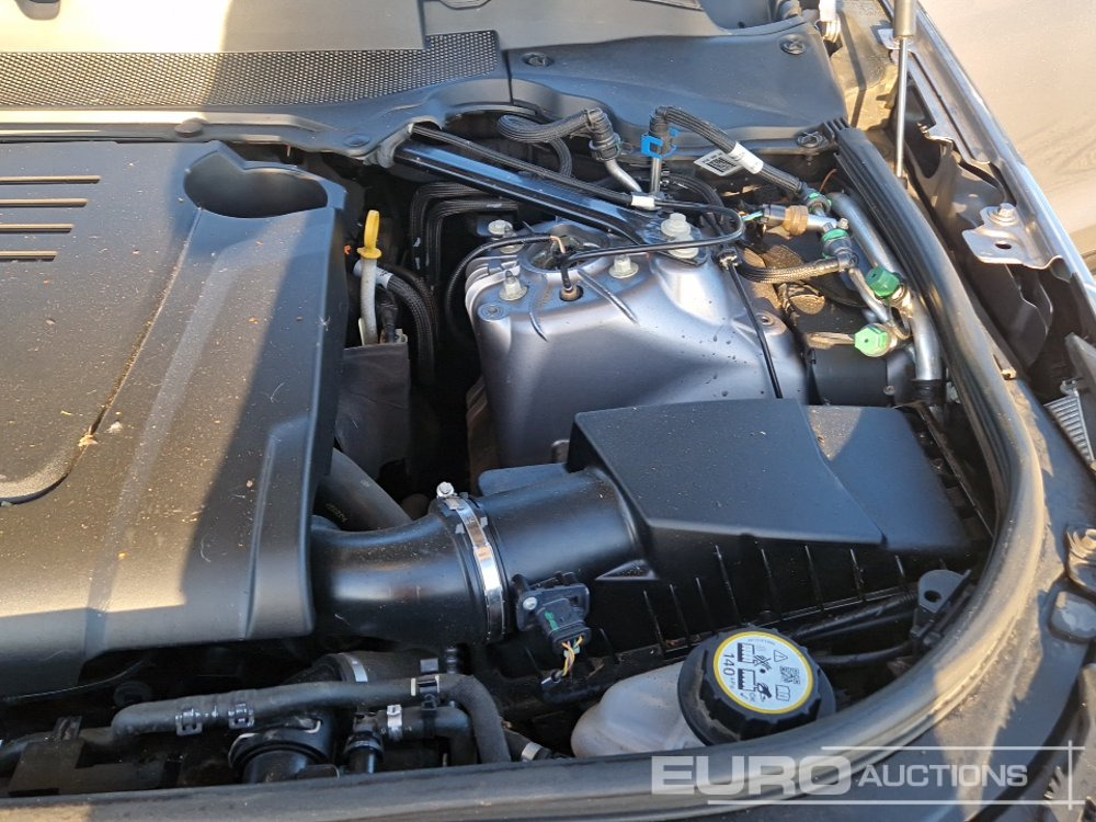 SUV 2022 Land Rover Discovery: photos 21